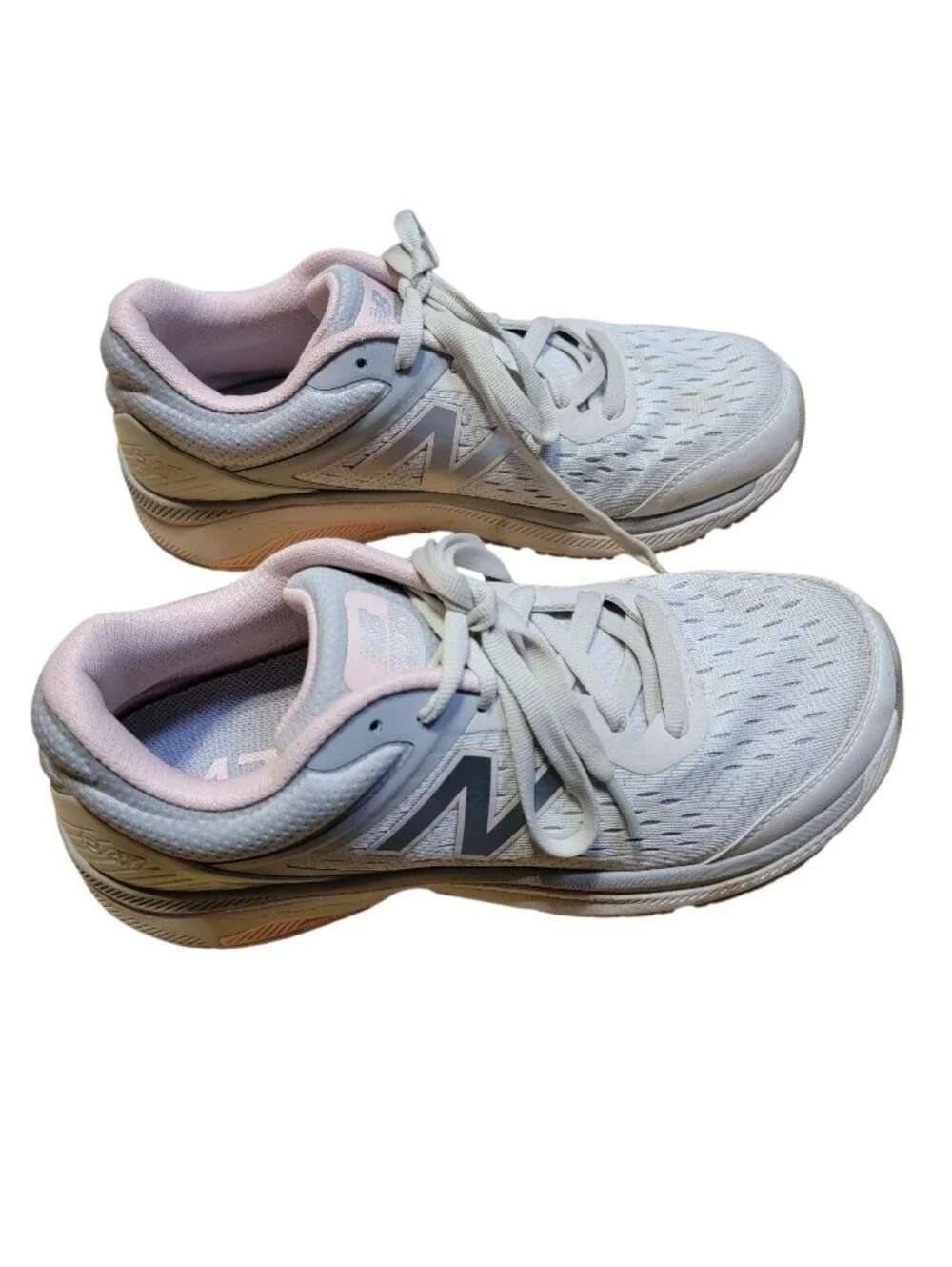 New Balance Gray/Pink Women's 847v4 Stability Walking Shoes